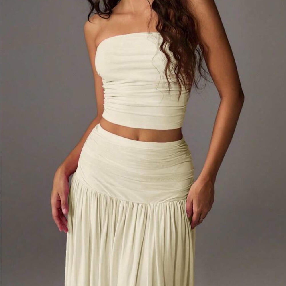 Elegant Cream Women's Skirt and tube top set